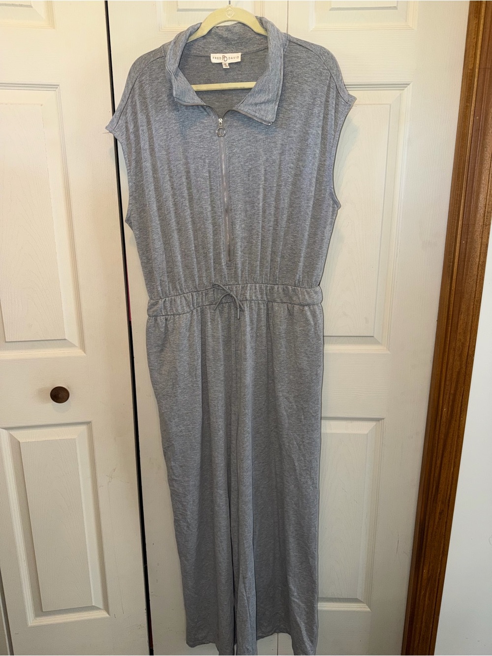 Fred David Gray wide leg Sleeveless Zip-Front Jumpsuit